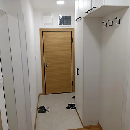 Uros 7 * Petrovaradin